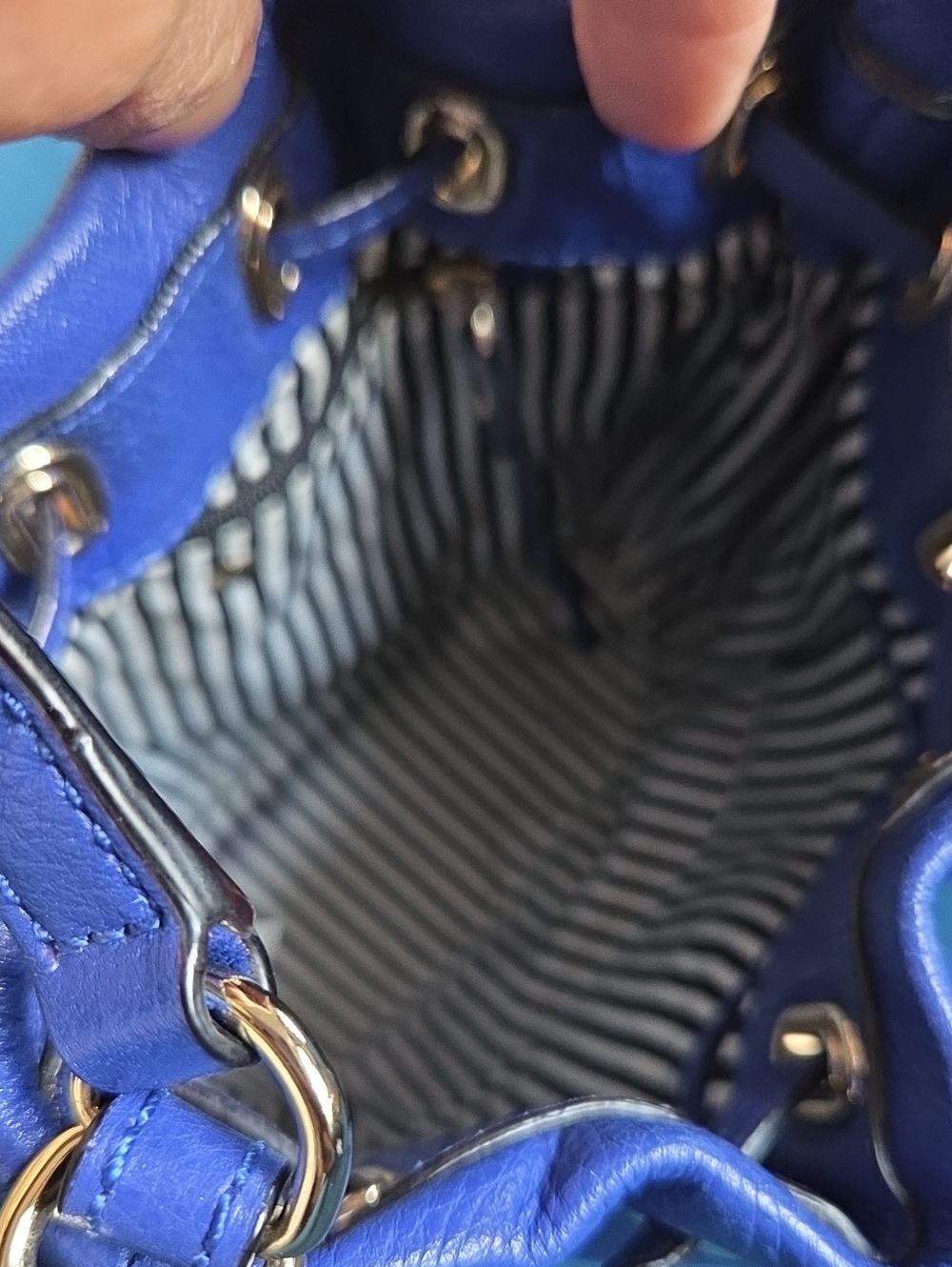 KATE SPADE Leather Bucket Bag - Picture 5 of 6